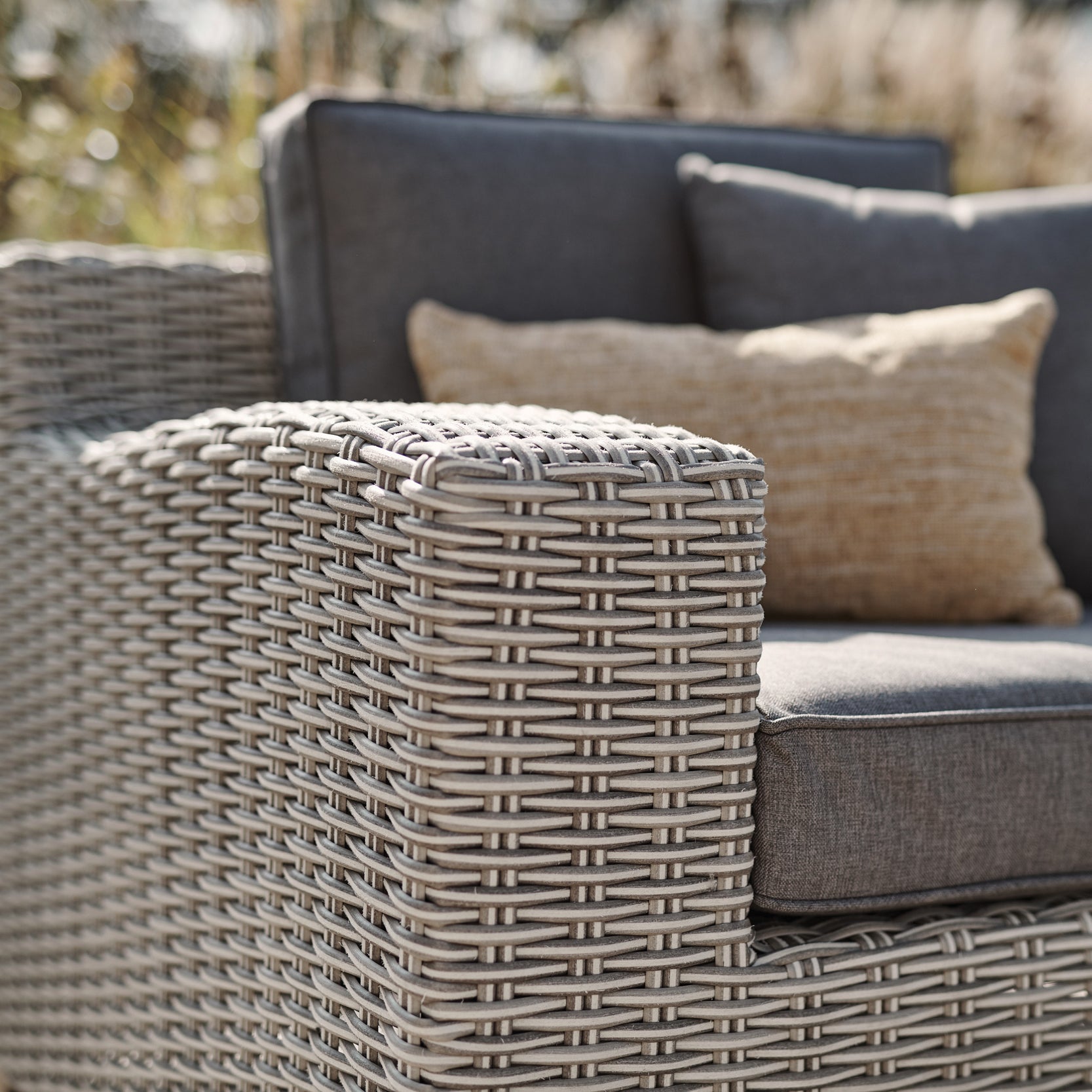 Kettler universal wicker online lounger