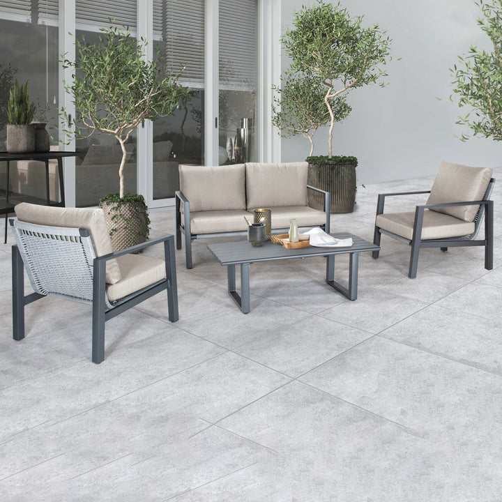 Larno Aluminum Lounge Set (Two Boxes)