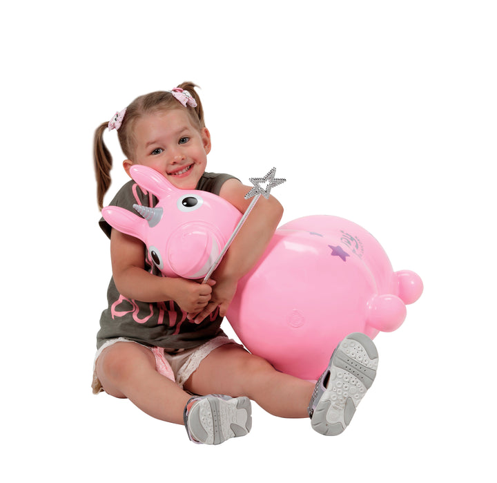 Our celebrated Rody now in the exclusive unicorn version. The magical horn and the sparkling stars stimulate children’s imagination. Having the same features as Rody horse, also Rody Magical Unicorn helps your child develop balance, movement skills and coordination.