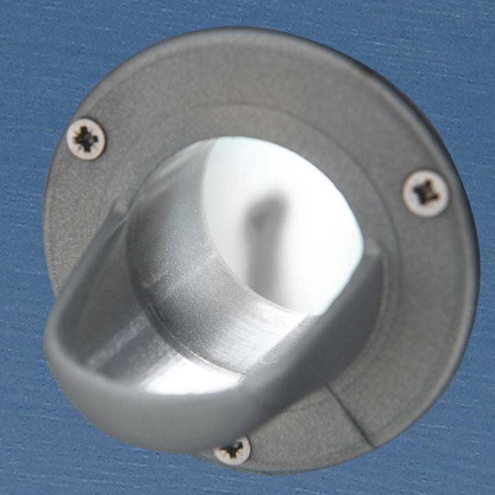 The GARLANDO G-500 OUTDOOR is weatherproof so you can bring all the great foosball fun outside. It is perfect for those who love the game but do not have enough free space for an indoor table.