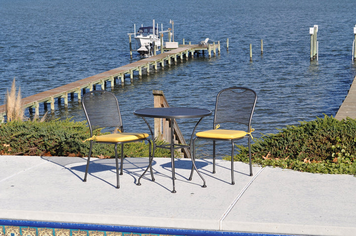 At first glance, modern simplicity - Upon closer inspection, very clever. Monte Carlo's generous contours provide unforgettable relaxation and the sleek armrests molded from die-cast aluminum are optically integrated as an added design element.