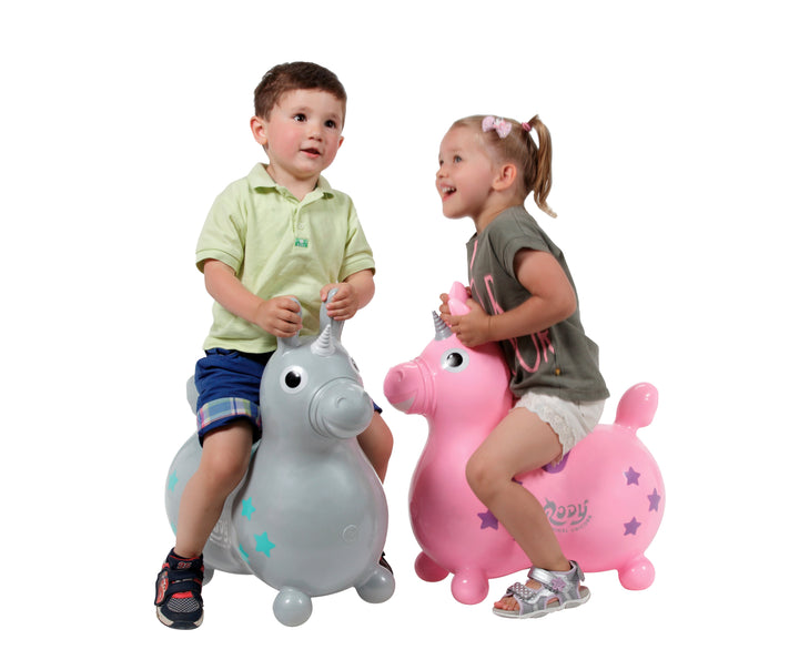 Our celebrated Rody now in the exclusive unicorn version. The magical horn and the sparkling stars stimulate children’s imagination. Having the same features as Rody horse, also Rody Magical Unicorn helps your child develop balance, movement skills and coordination.