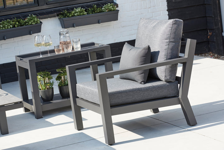 Lounge chair of the Timber Corner Conversation Set
